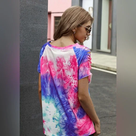 Getting Ripped Raglan Sleeve Tie Dye Top - Picture 3 of 4